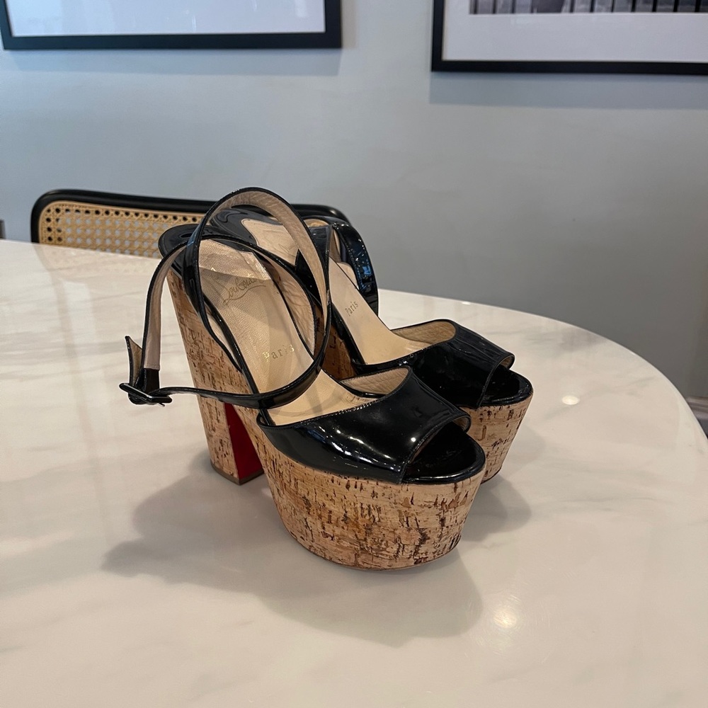 Christian louboutin sz 39 1/2